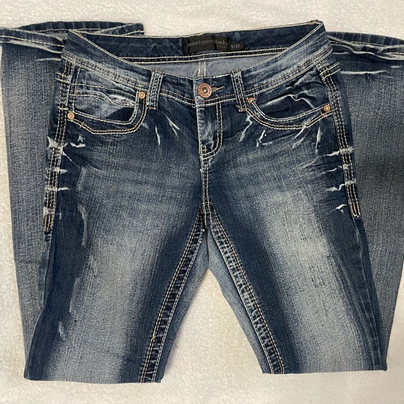 Rue 21 low rise boot cut jeans - Picture 1 of 2